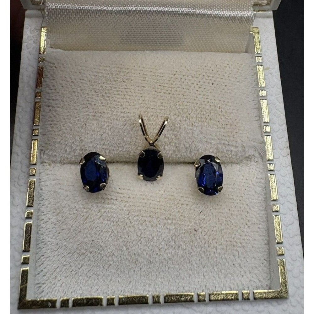 Vintage 10k Gold Sapphire Drop Earrings and Pendant Jewelry Set .78 Grams